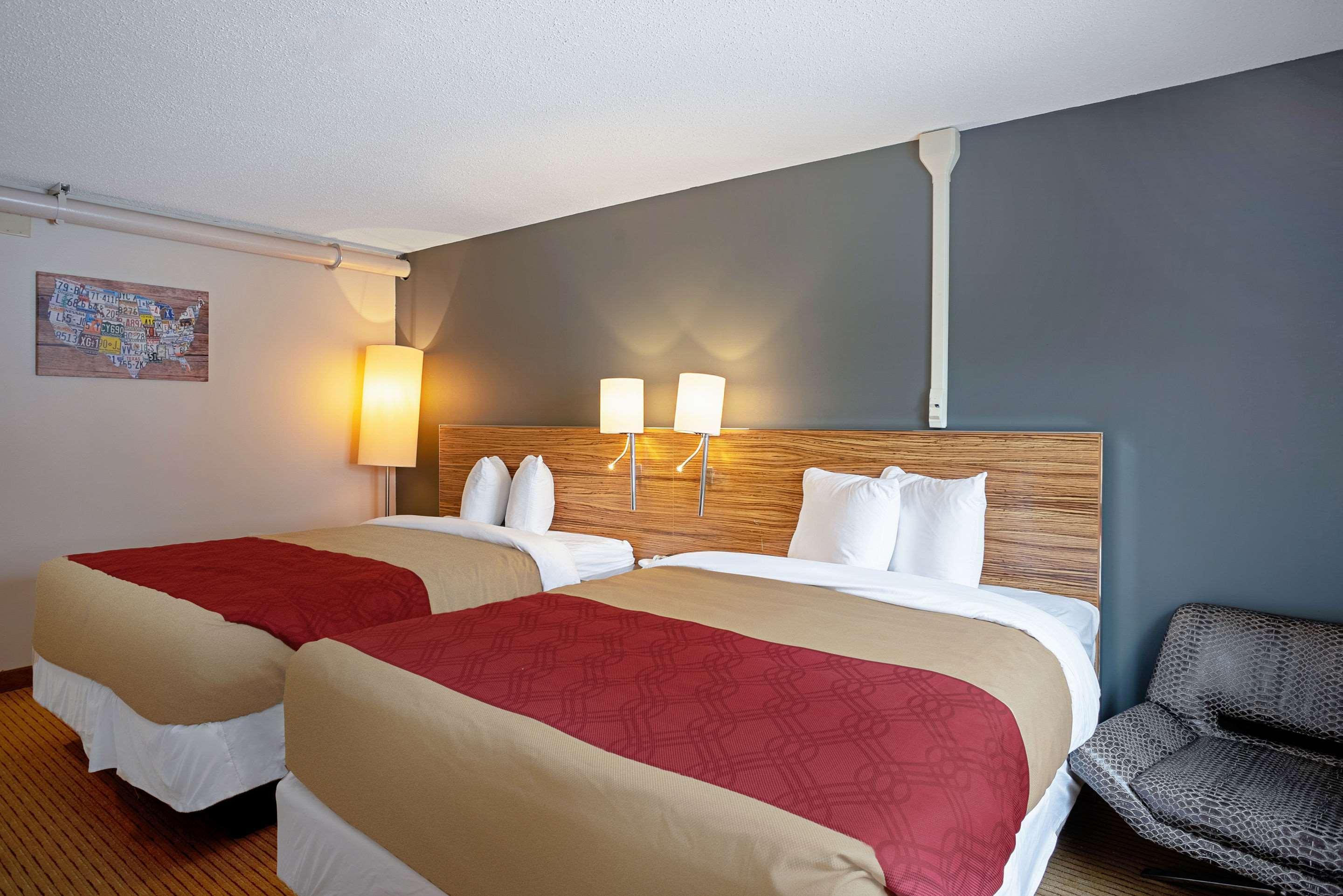 Quality Inn Frontier At Us Hwy 30 Clinton Exterior foto