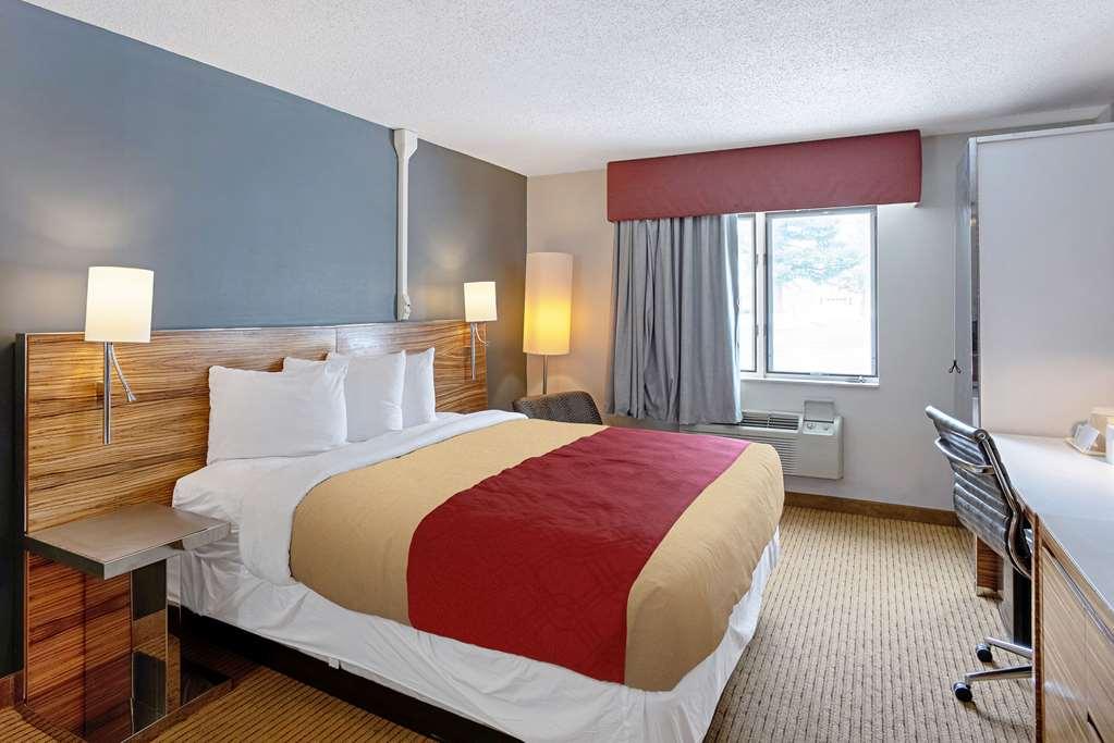 Quality Inn Frontier At Us Hwy 30 Clinton Habitación foto
