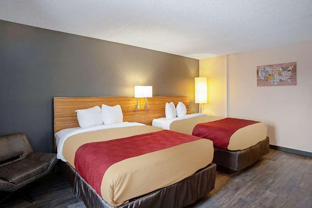 Quality Inn Frontier At Us Hwy 30 Clinton Habitación foto