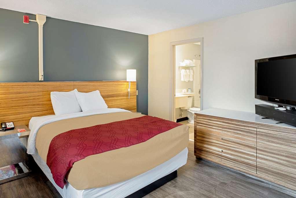Quality Inn Frontier At Us Hwy 30 Clinton Habitación foto